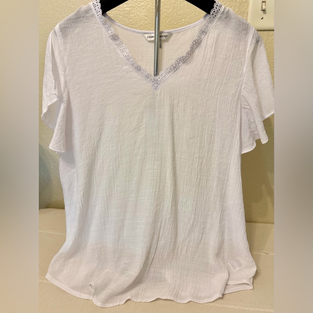 Counterparts white flowy top size large